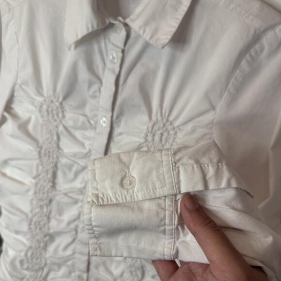 San Francisco white ruched collared button down long sleeve blouse size S - Picture 3 of 4
